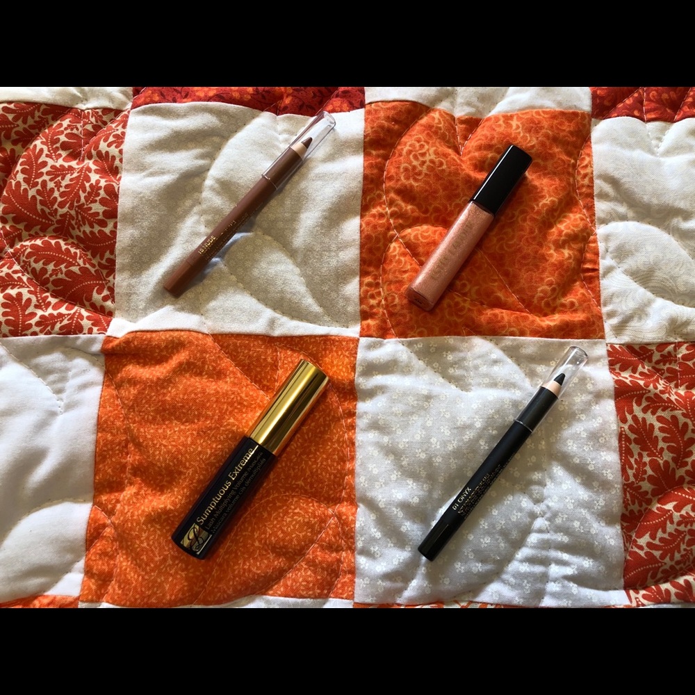 BNWT 7-piece Estee Lauder makeup bundle - Picture 3 of 5